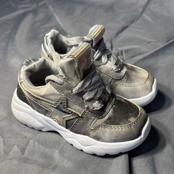 6.5 Build a Bundle BEBE GIRLS Black & Gray Shimmer Sneakers with Star Size 6.5 E - Picture 1 of 9